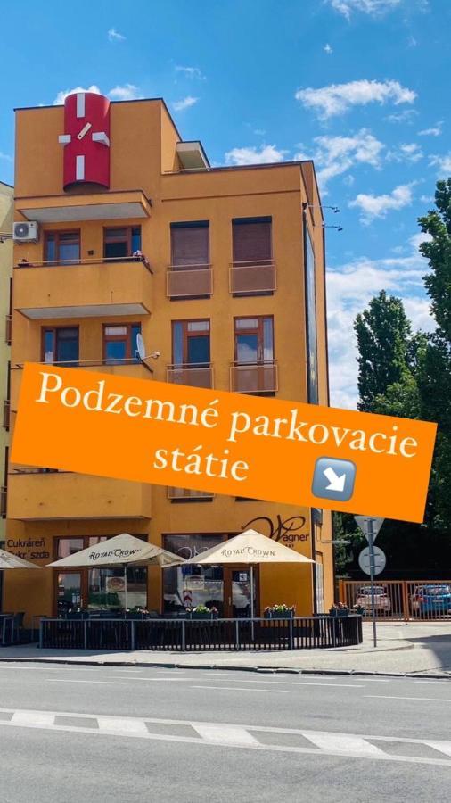 Apartment Gradus Dunajská Streda Exterior foto
